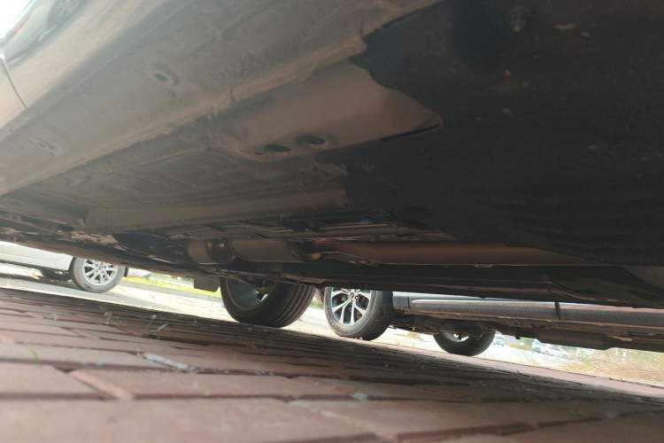 Used Geely Auto Monjaro L 2025 Dongfang Yao 2.0TD Automatic Lanxing Edition Chassis Rear Left