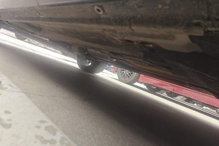 Used Geely Auto Monjaro L 2025 Dongfang Yao 2.0TD Automatic Lanxing Edition Chassis Rear Left
