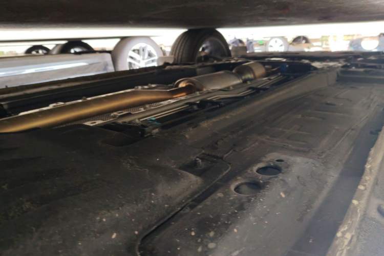 Used Geely Auto Monjaro L 2025 Dongfang Yao 2.0TD Automatic Lanxing Edition Chassis Rear Left