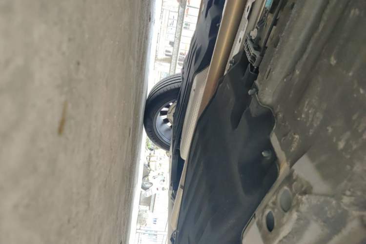 Used Geely Auto Monjaro L 2025 Dongfang Yao 2.0TD Automatic Lanxing Edition Chassis Rear Left