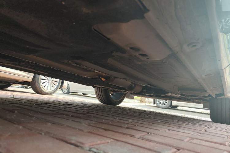 Used Geely Auto Monjaro L 2025 Dongfang Yao 2.0TD Automatic Lanxing Edition Chassis Rear Right
