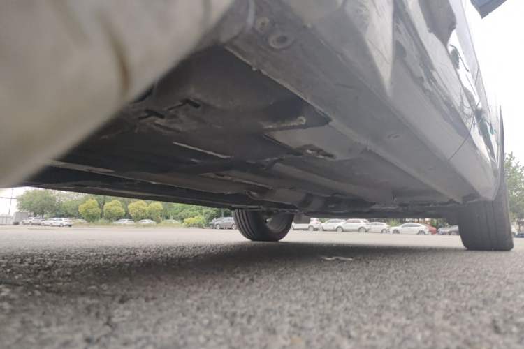 Used Geely Auto Monjaro L 2025 Dongfang Yao 2.0TD Automatic Lanxing Edition Chassis Rear Right