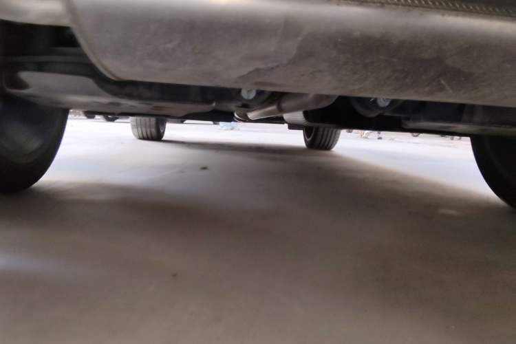 Used Geely Auto Monjaro L 2025 Dongfang Yao 2.0TD Automatic Lanxing Edition Chassis Rear