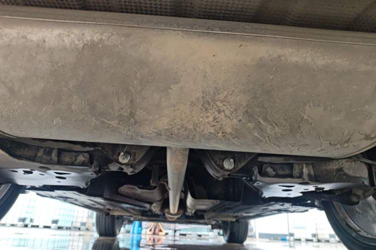 Used Geely Auto Monjaro L 2025 Dongfang Yao 2.0TD Automatic Lanxing Edition Chassis Rear