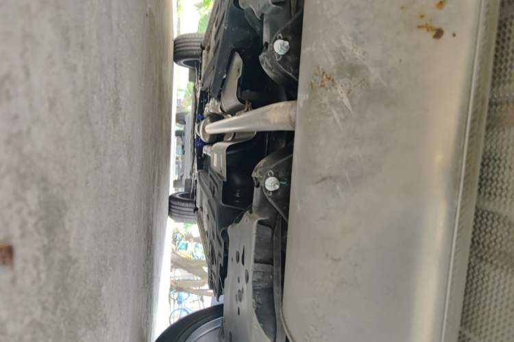Used Geely Auto Monjaro L 2025 Dongfang Yao 2.0TD Automatic Lanxing Edition Chassis Rear