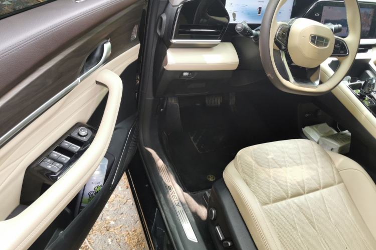 Used Geely Auto Monjaro L 2025 Dongfang Yao 2.0TD Automatic Jinzhao Edition Driver Seat