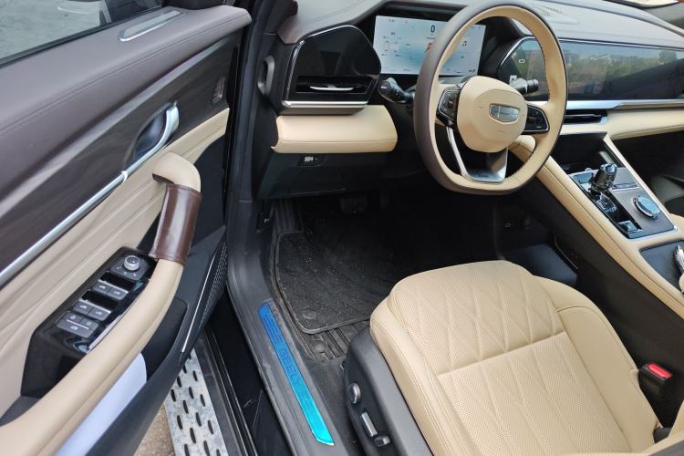 Used Geely Auto Monjaro L 2025 Dongfang Yao 2.0TD Automatic All-Wheel-Drive Wangyue Edition Driver Seat