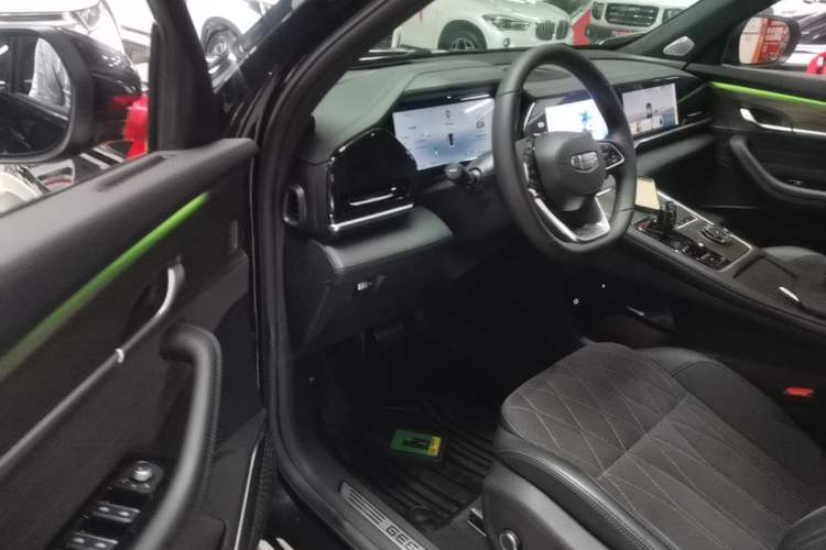 Used Geely Auto Monjaro L 2025 Dongfang Yao 2.0TD Automatic All-Wheel-Drive Wangyue Edition Driver Seat