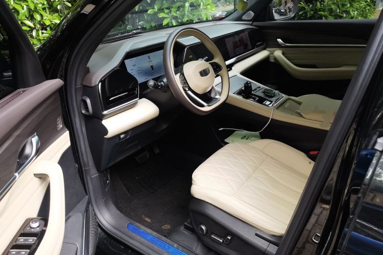 Used Geely Auto Monjaro L 2025 Dongfang Yao 2.0TD Automatic Lanxing Edition Driver Seat