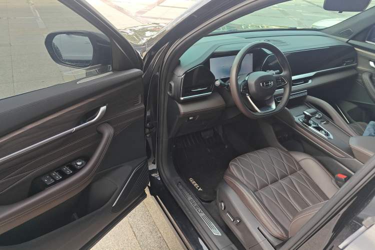 Used Geely Auto Monjaro L 2025 2.0TD Automatic Xingyun Version Driver Seat