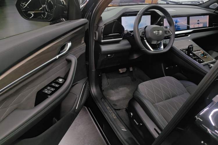 Used Geely Auto Monjaro L 2025 Dongfang Yao 2.0TD Automatic Lanxing Edition Driver Seat