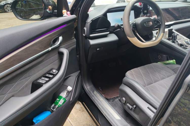 Used Geely Auto Monjaro L 2025 Dongfang Yao 2.0TD Automatic Lanxing Edition Driver Seat