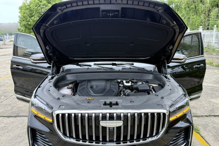 Used Geely Auto Monjaro L 2025 Dongfang Yao 2.0TD Automatic Lanxing Edition Engine Bay
