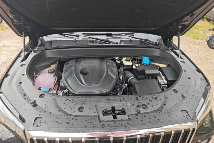 Used Geely Auto Monjaro L 2025 Dongfang Yao 2.0TD Automatic Lanxing Edition Engine Bay