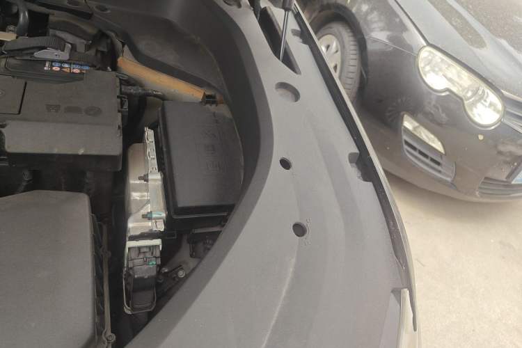Used Geely Auto Monjaro L 2025 Dongfang Yao 2.0TD Automatic Lanxing Edition Engine Bay Left