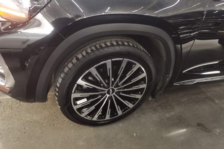 Used Geely Auto Monjaro L 2025 Dongfang Yao 2.0TD Automatic All-Wheel-Drive Wangyue Edition Exterior 7