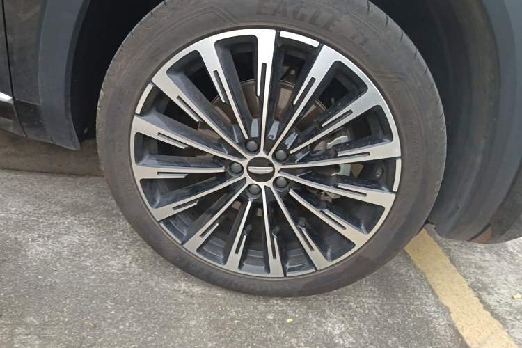 Used Geely Auto Monjaro L 2025 Dongfang Yao 2.0TD Automatic Lanxing Edition Exterior 7