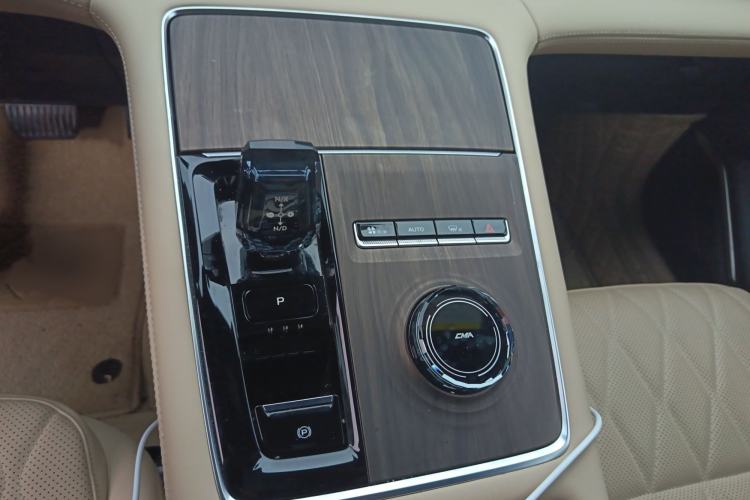 Used Geely Auto Monjaro L 2025 Dongfang Yao 2.0TD Automatic Lanxing Edition Gear Lever