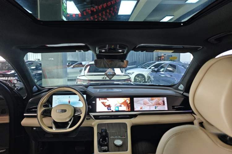 Used Geely Auto Monjaro L 2025 Dongfang Yao 2.0TD Automatic Lanxing Edition Headliner