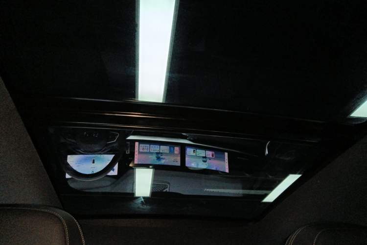 Used Geely Auto Monjaro L 2025 2.0TD Automatic Xingyun Version Headliner
