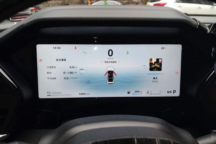 Used Geely Auto Monjaro L 2025 Dongfang Yao 2.0TD Automatic Lanxing Edition Instrument Cluster