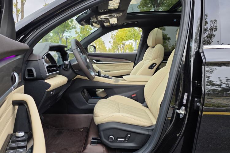 Used Geely Auto Monjaro L 2025 Dongfang Yao 2.0TD Automatic Lanxing Edition Interior 1
