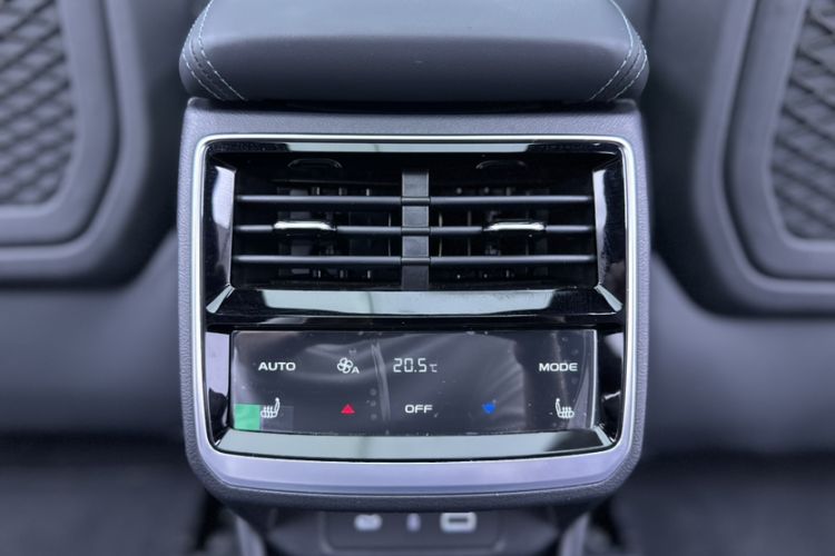 Used Geely Auto Monjaro L 2025 Dongfang Yao 2.0TD Automatic Lanxing Edition Interior 11