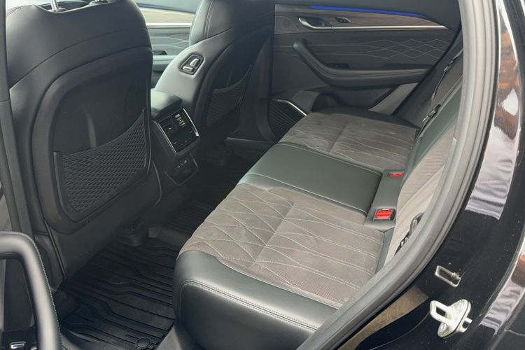 Used Geely Auto Monjaro L 2025 Dongfang Yao 2.0TD Automatic Lanxing Edition Interior 2