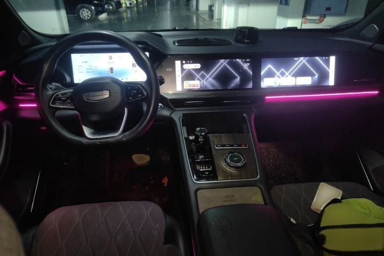 Used Geely Auto Monjaro L 2025 Dongfang Yao 2.0TD Automatic Lanxing Edition Interior 2