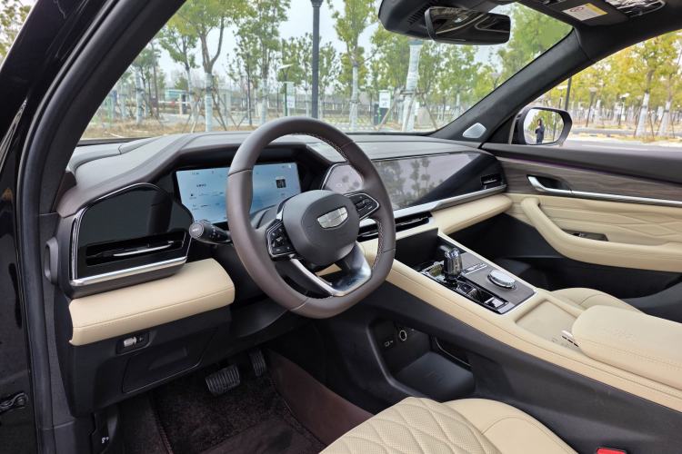 Used Geely Auto Monjaro L 2025 Dongfang Yao 2.0TD Automatic Lanxing Edition Interior 4