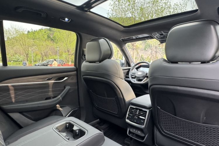 Used Geely Auto Monjaro L 2025 Dongfang Yao 2.0TD Automatic Lanxing Edition Interior 4