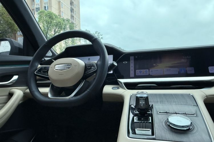 Used Geely Auto Monjaro L 2025 Dongfang Yao 2.0TD Automatic Lanxing Edition Interior 6