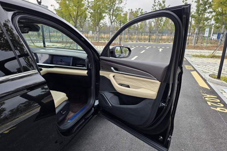 Used Geely Auto Monjaro L 2025 Dongfang Yao 2.0TD Automatic Lanxing Edition Interior 8
