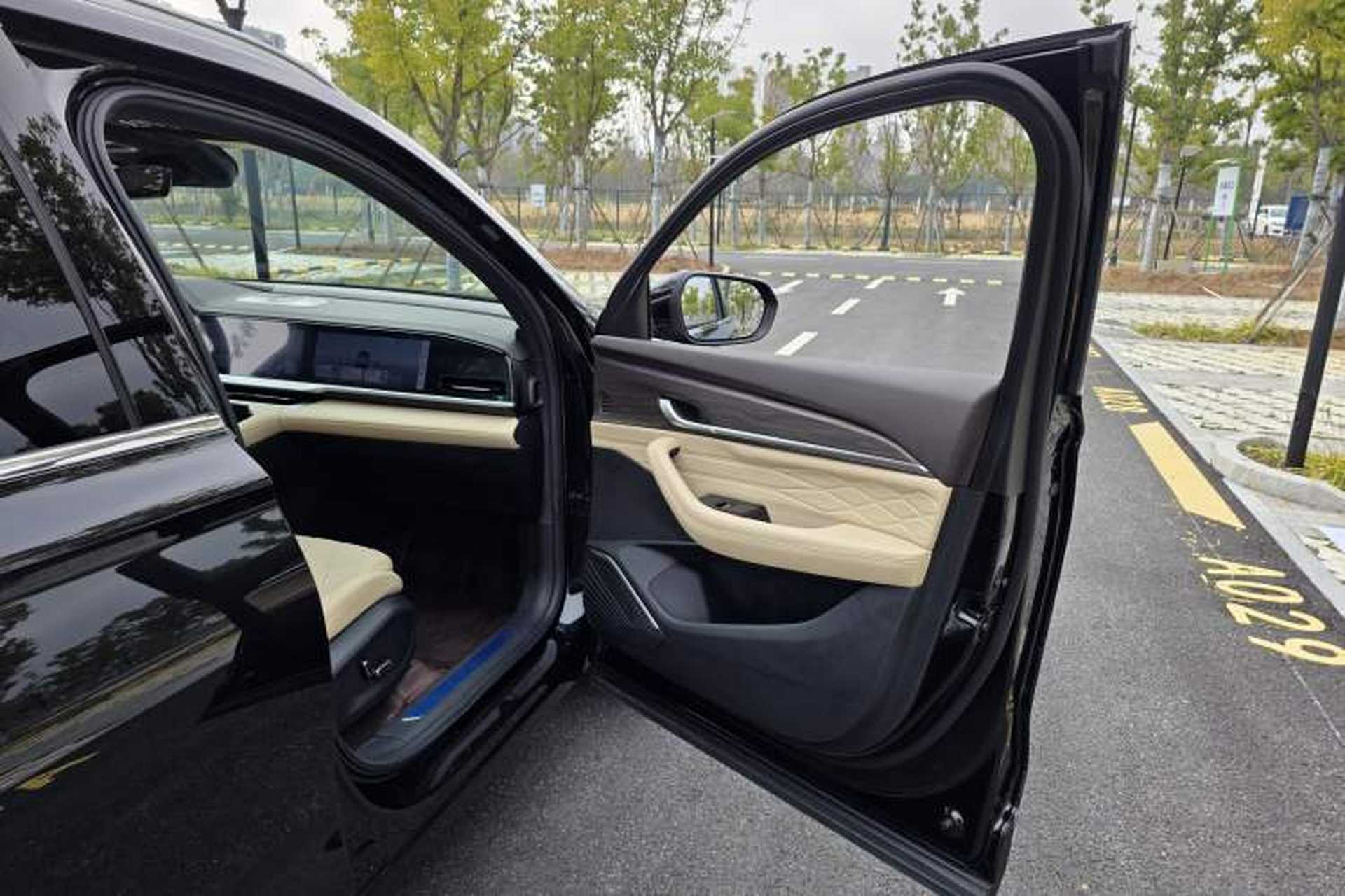 Used Geely Auto Monjaro L 2025 Dongfang Yao 2.0TD Automatic Lanxing Edition Interior 8