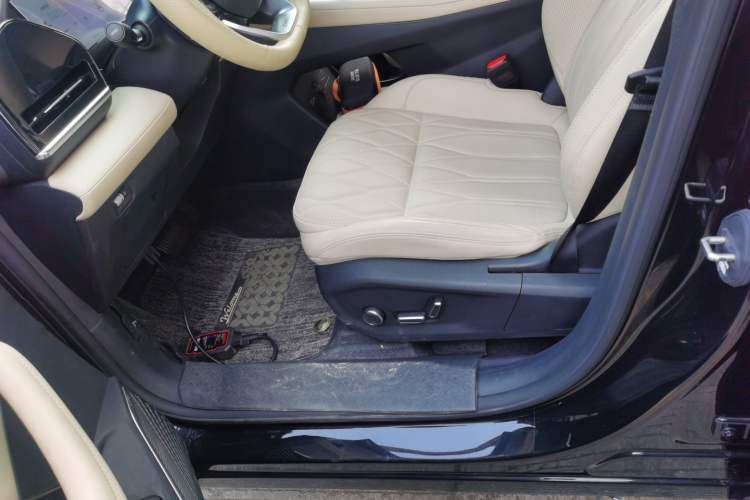 Used Geely Auto Monjaro L 2025 Dongfang Yao 2.0TD Automatic All-Wheel-Drive Wangyue Edition Left Front Seat