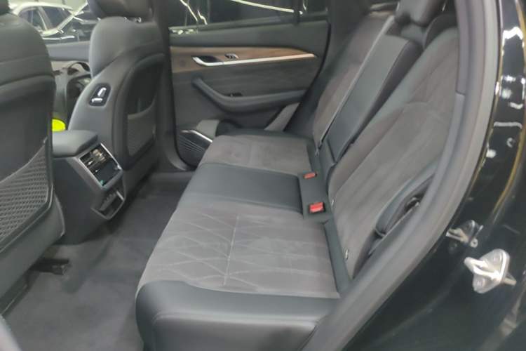 Used Geely Auto Monjaro L 2025 Dongfang Yao 2.0TD Automatic Lanxing Edition Left Rear Seat