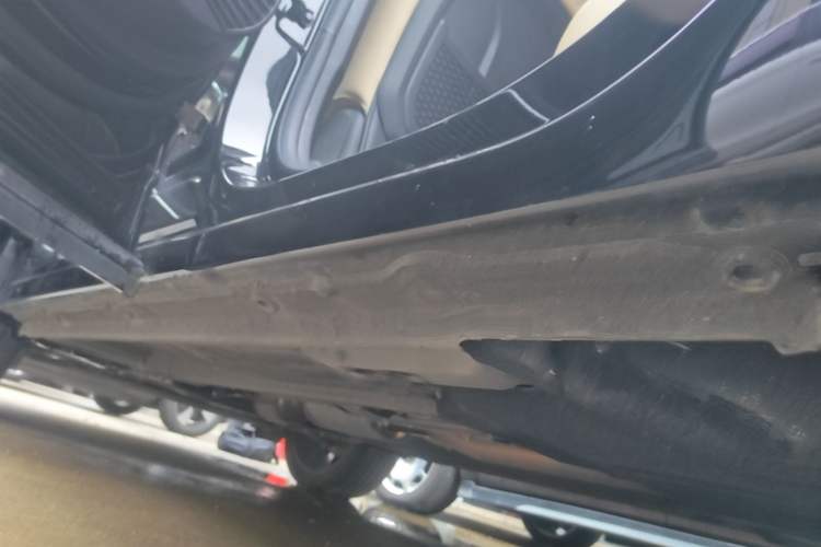 Used Geely Auto Monjaro L 2025 Dongfang Yao 2.0TD Automatic Lanxing Edition Left Side Sill