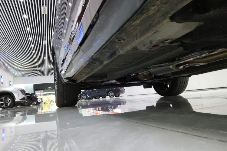 Used Geely Auto Monjaro L 2025 Dongfang Yao 2.0TD Automatic Lanxing Edition Left Side Sill