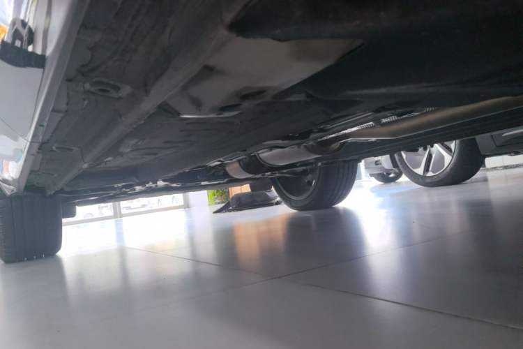 Used Geely Auto Monjaro L 2025 Dongfang Yao 2.0TD Automatic Lanxing Edition Left Side Sill