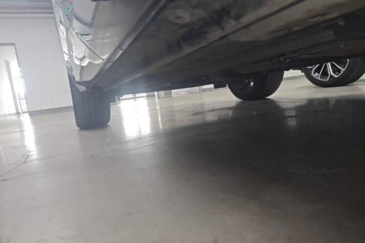 Used Geely Auto Monjaro L 2025 Dongfang Yao 2.0TD Automatic Lanxing Edition Left Side Sill