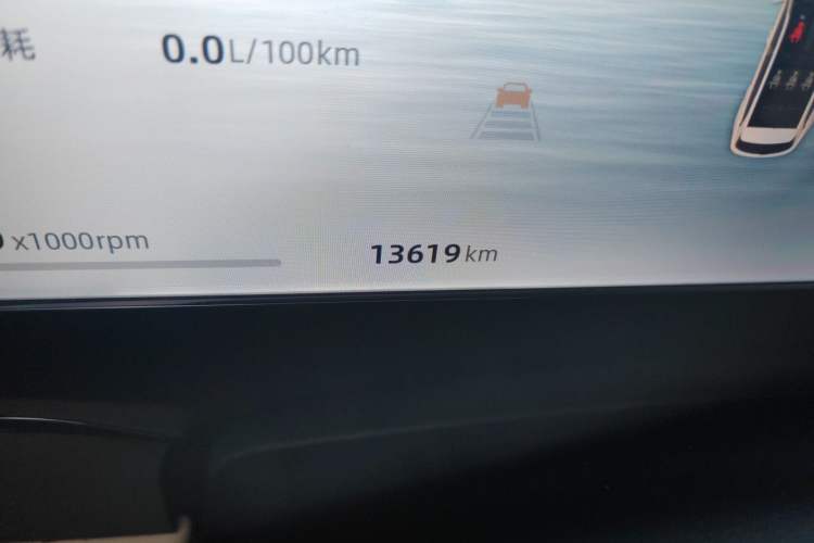 Used Geely Auto Monjaro L 2025 Dongfang Yao 2.0TD Automatic Lanxing Edition Odometer Close Up