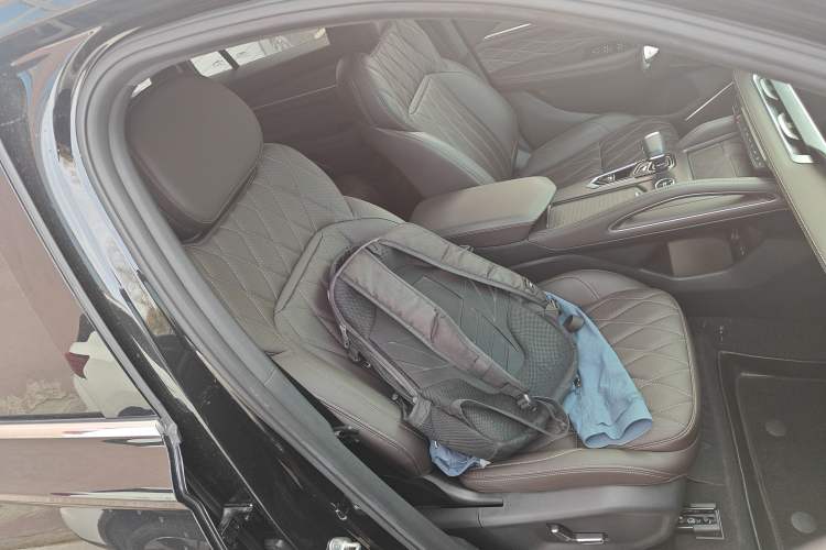 Used Geely Auto Monjaro L 2025 2.0TD Automatic Xingyun Version Right Front Seat