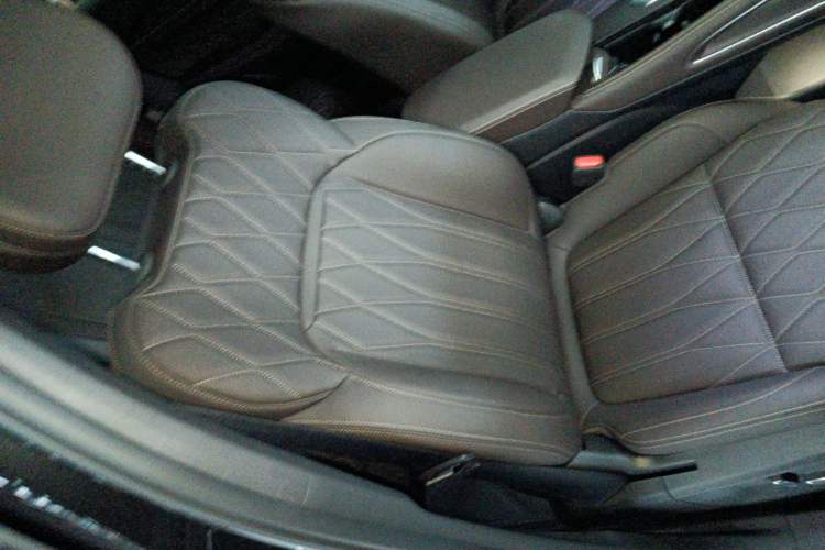 Used Geely Auto Monjaro L 2025 2.0TD Automatic Xingyun Version Right Front Seat