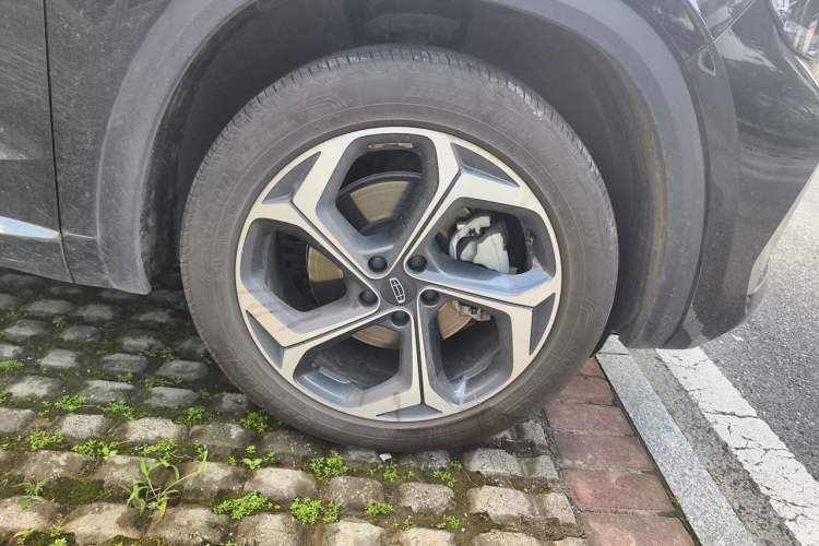Used Geely Auto Monjaro L 2025 2.0TD Automatic Xingyun Version Right Front Wheel Hub