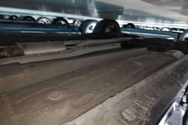 Used Geely Auto Monjaro L 2025 Dongfang Yao 2.0TD Automatic Lanxing Edition Right Side Sill