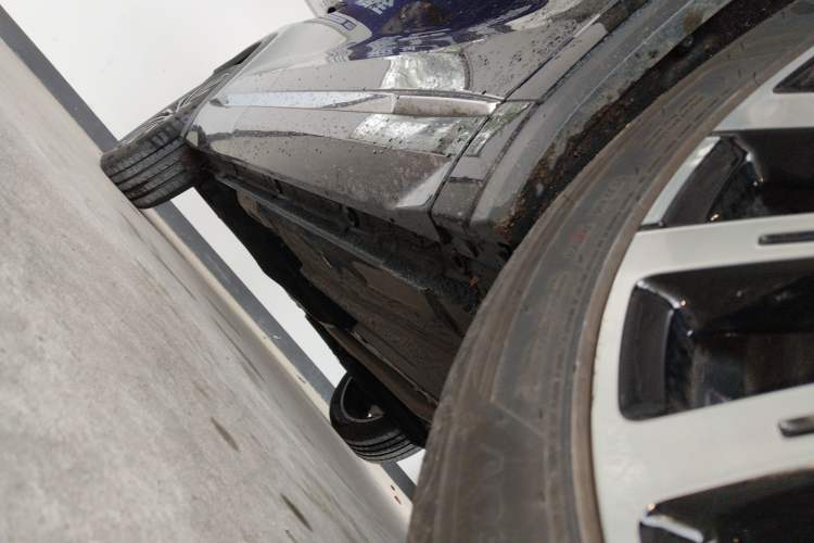 Used Geely Auto Monjaro L 2025 Dongfang Yao 2.0TD Automatic Lanxing Edition Right Side Sill