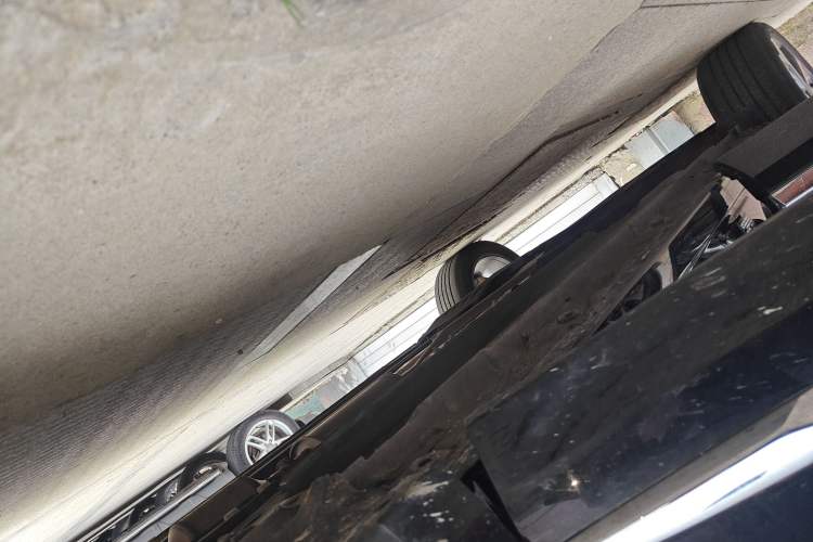 Used Geely Auto Monjaro L 2025 2.0TD Automatic Xingyun Version Right Side Sill