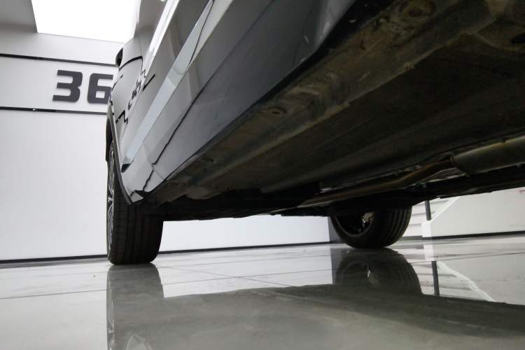 Used Geely Auto Monjaro L 2025 Dongfang Yao 2.0TD Automatic Lanxing Edition Right Side Sill