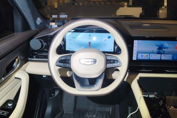 Used Geely Auto Monjaro L 2025 Dongfang Yao 2.0TD Automatic Lanxing Edition Steering Wheel