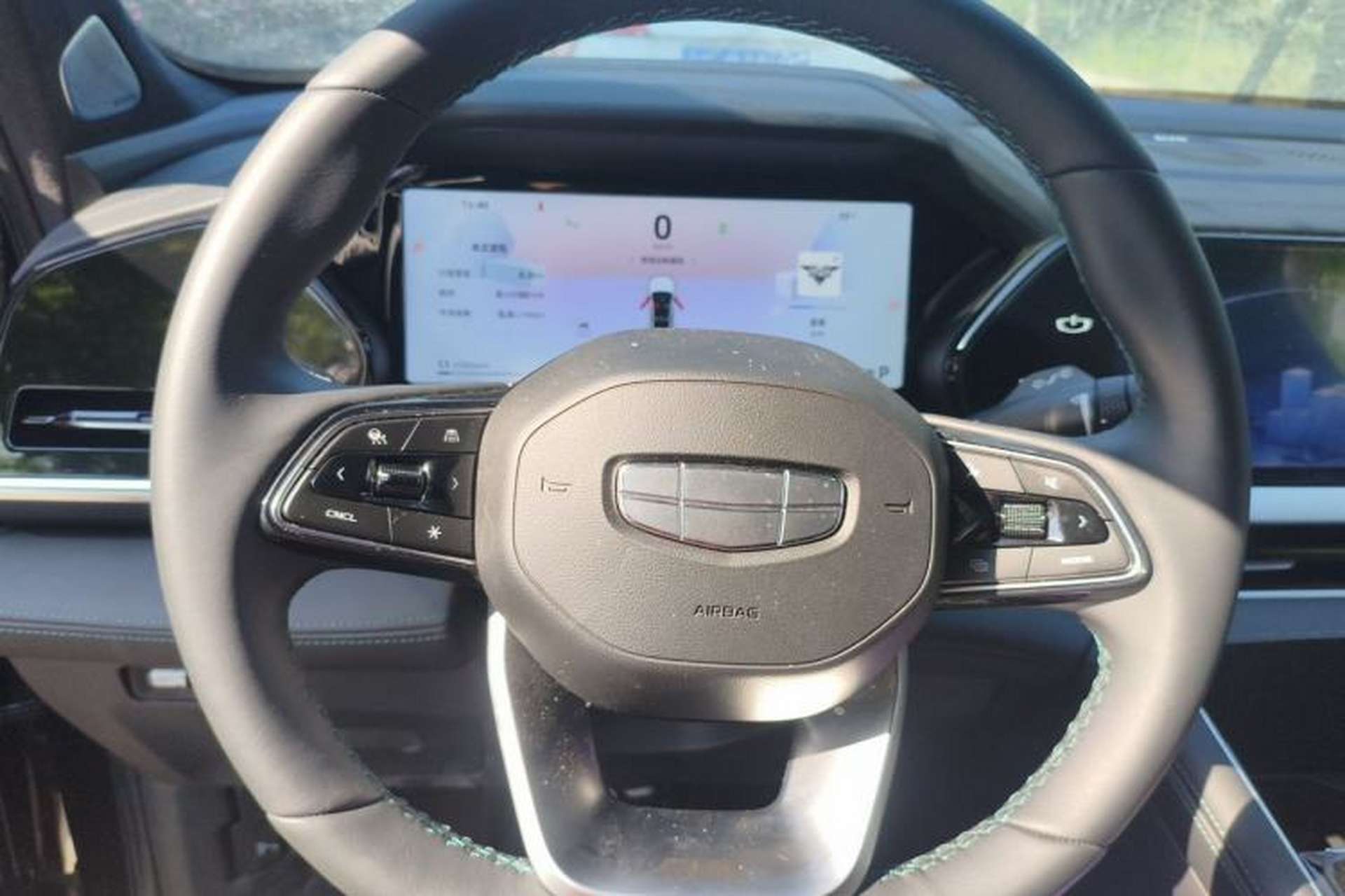 Used Geely Auto Monjaro L 2025 Dongfang Yao 2.0TD Automatic All-Wheel-Drive Wangyue Edition Steering Wheel